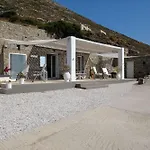 3 Paros All Season Villas