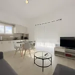 Tompazi Modern Apt With Amazing View In Alimos