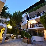 Argo Apartments