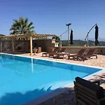 Kolonialvilla Am Alten Olivenhain Mit Swimmingpool