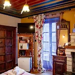 Arktouros Hotel