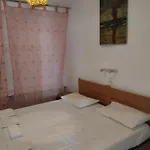 Syrios Suites No 2