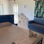 Tentes Holiday Homes
