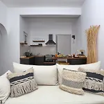 Rania Residence