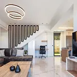 Four Horizons Luxury Villas