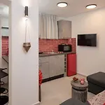 Silvina Loft, Kastraki Naxos