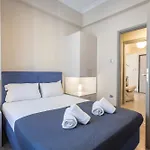 Beachside Bliss Freshly Renovated 2-Bedroom Getaway