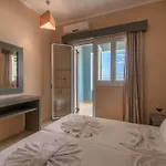 Aktypis Beachfront Studios By \