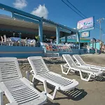 Aktypis Beachfront Studios By \