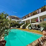 Athanasia\'S Appartment At Rafaella Resort