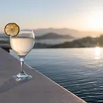 Naxos Skyline Deluxe Villas