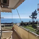 Metamorphosis - Halkidiki Apartment On The Beach