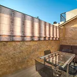 Cosy Apartment With Terrace Near Metro Station
