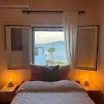 Perdika\'S Nest, Family Friendly House By The Sea