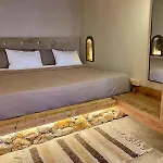 Diamond Sea View