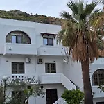Delfini Apartments