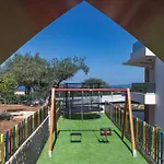 Villa Oasis, Luxury Residence