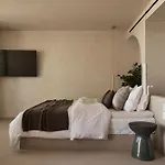 Uzenie All Suites Boutique Resort (Adults Only)