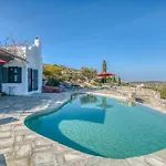 Villa Hestia - Full Estate