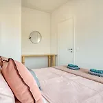 Villa Tiga - Spacious Getaway