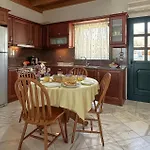 Cozy Home In Diakopto Achaias P, With Kitchenette