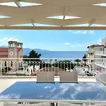 Sia\'S View