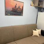 Rouchotas Studios By Viktor 1Rst Floor
