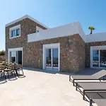 Luxurious Villa With Sea Views In Gennadi Rhodes