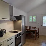 Eleni\'S Apartments