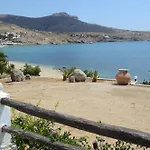 Villas Kalafatis Apartments