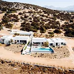 Hidden Hill Naxos Villas
