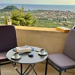 Horizon Villa Mani - Seaview Family Friendly House