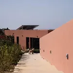 Casa Tarrha- Beachfront Villa With Heated Pool