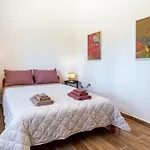 Teachers\' House