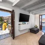 Marias Sea House
