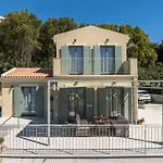 Artemis Seaview Villa - Private Pool, Jacuzzi Luxury Stay May Special Offer