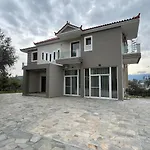 Presidential Sea View