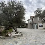 Presidential Sea View