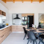 Villa Pietra Di Mare