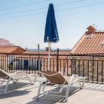 Ether Seaside Apartment 1