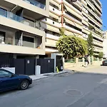 Sky Suite Apartments - Cloud9 In The City
