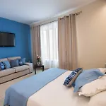 Nv Suites - Sea Front Av Properties