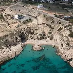 Aquamarine Luxury Suites