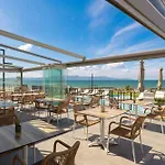 Elia Agia Marina Hotel
