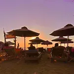 Villa Naya By The Beach