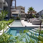 Pearl Seabreeze Suites