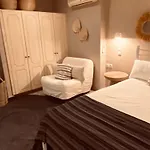 Kipos-Ss Residences