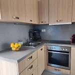 Amfitriti\'S Apartment