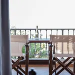 Kahlua Bay Apartments
