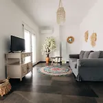 Panoramic Port Penthouse